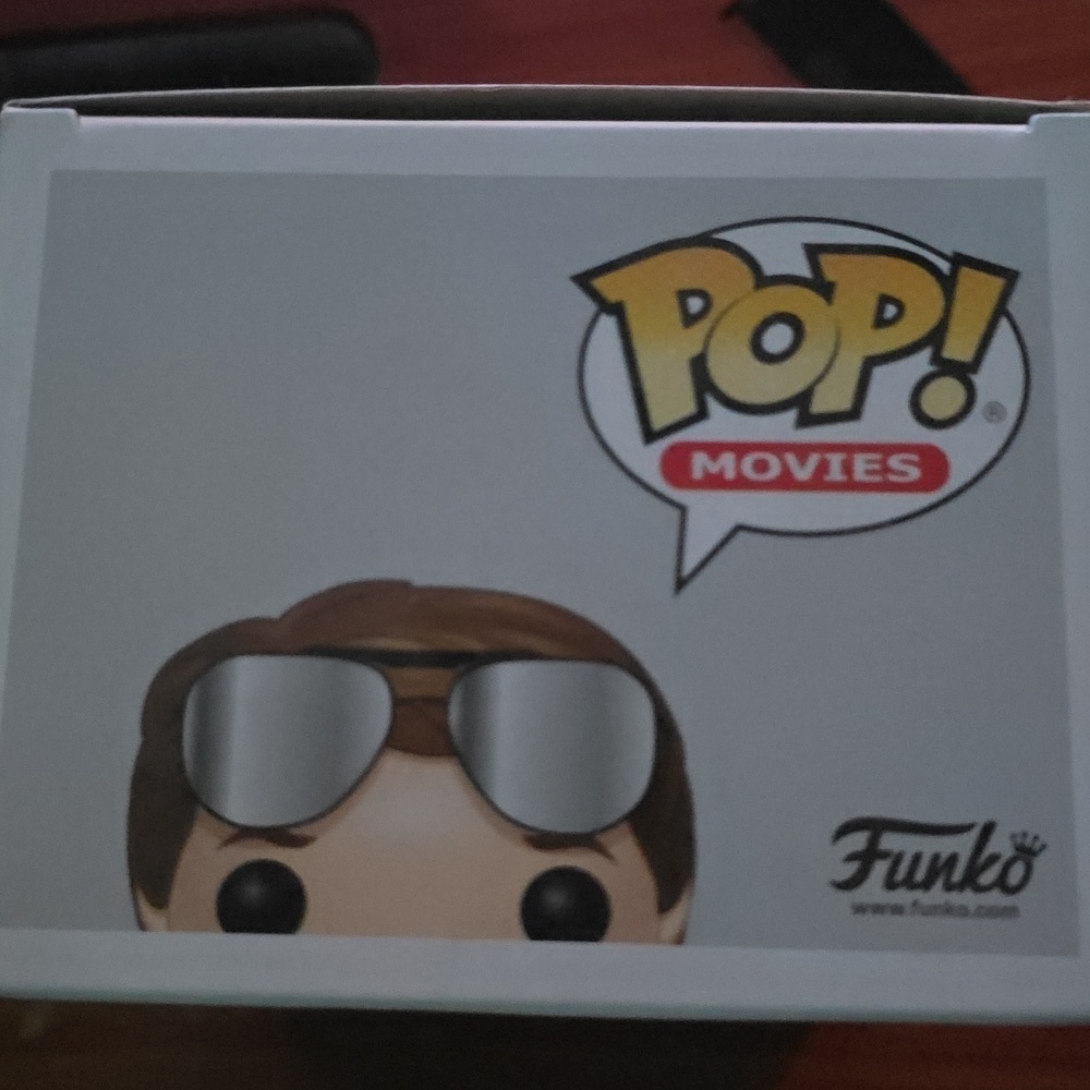 Funko Pop Marty with Red Jacket and Blue Jeans - Picture 6 of 6